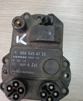 Mercedes-Benz E W124 Combustion control unit/module 