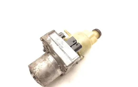 Peugeot Expert Power steering pump 9818127580