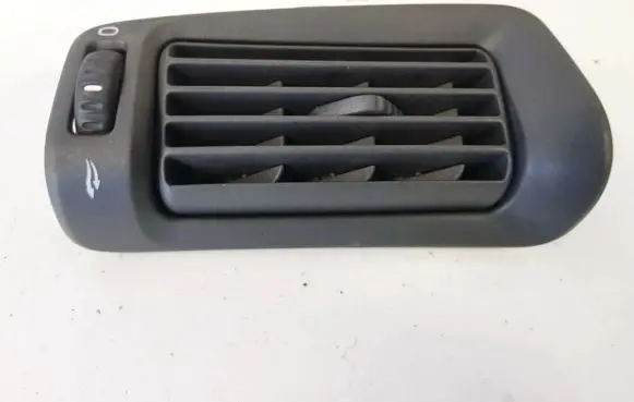 Volvo S80 Dash center air vent grill 130082118