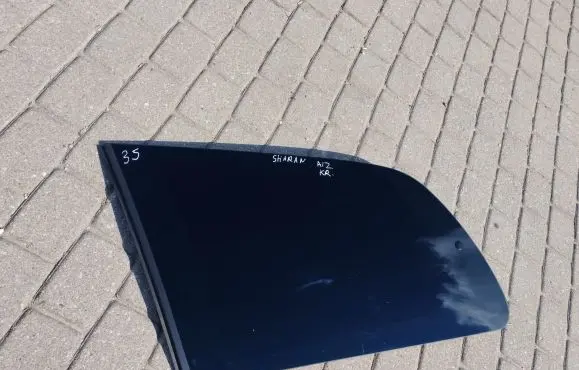 Volkswagen Sharan Rear side window 43R000002