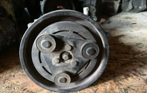 Hyundai Sonata Air conditioning (A/C) compressor (pump)