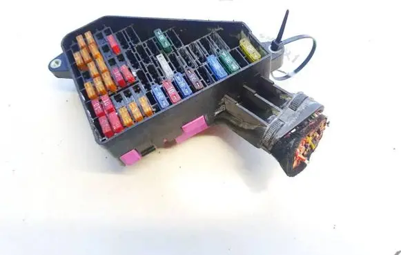 Volkswagen Polo Fuse box set
