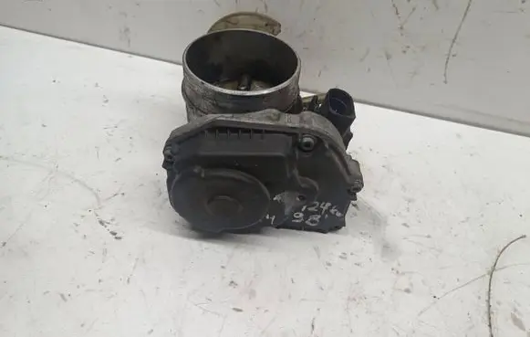 Audi A4 S4 B5 8D Throttle valve 078133063AM 408237221007