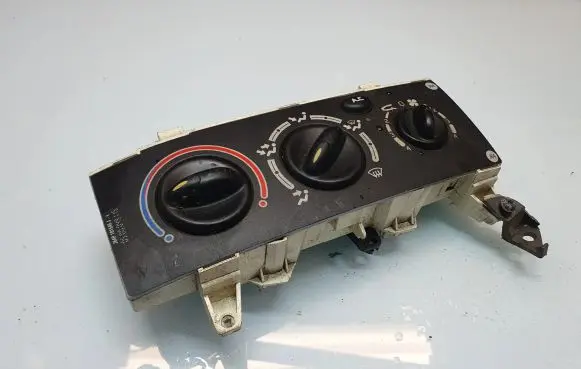 Renault Scenic I Climate control unit J64P101545J 0500049115