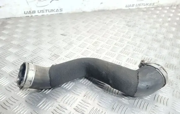 Intercooler hose/pipe