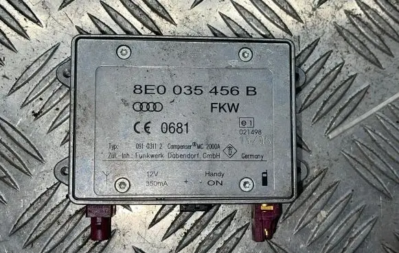 Audi A6 S6 C6 4F Antenna control unit 8E0035456B 09103112