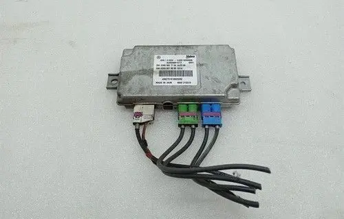 Mercedes-Benz C W205 Battery control module A2059027704
