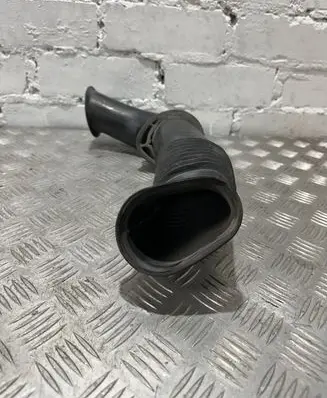 Porsche Cayenne (9PA) Air intake hose/pipe 7L5128752