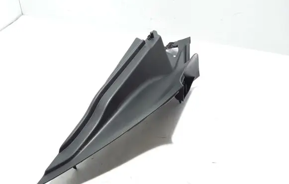 Volvo V40 Tailgate/trunk side cover trim 31389391