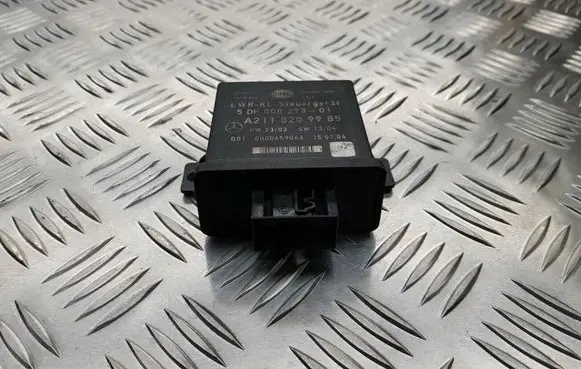 Mercedes-Benz E W211 Light module LCM A2118209985