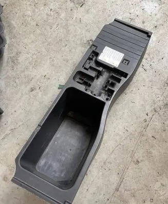 BMW X5 E70 Battery box tray cover/lid 7127282 10834110
