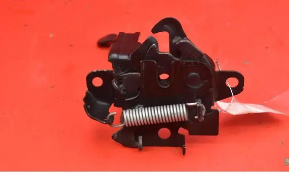 Toyota Auris E180 Engine bonnet/hood lock/catch 