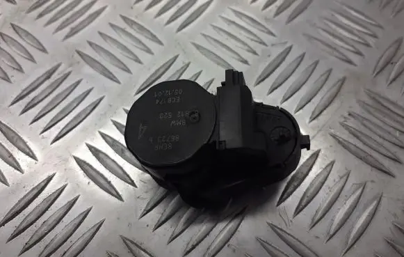 BMW 3 E46 A/C air flow flap actuator/motor 6912523