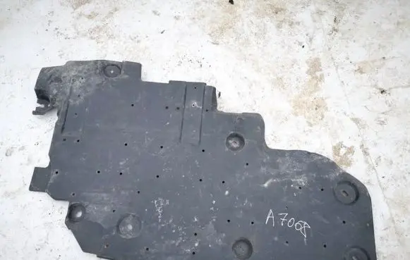Opel Grandland X Engine splash shield/under tray