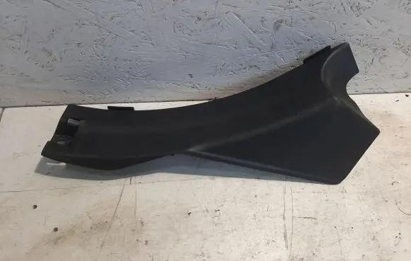 KIA Ceed Rear sill trim cover 858911H000