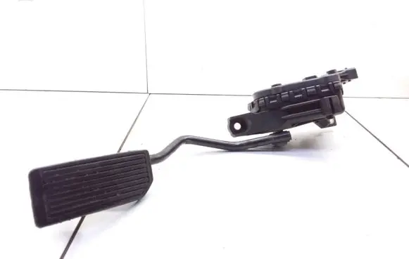 Nissan Primera Accelerator throttle pedal 18002AU410 6PV00862001