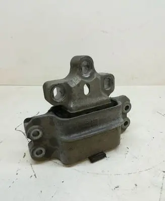 Volkswagen Golf V Engine mount bracket 1K0199555