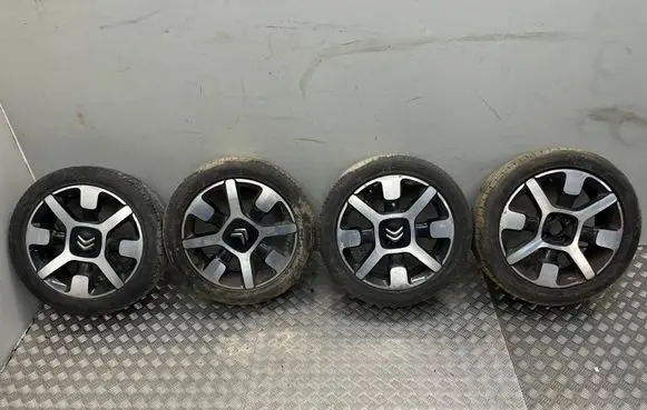 Citroen C4 Cactus R17 alloy rim 9800494077