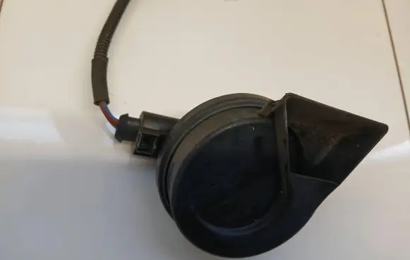 Audi A4 S4 B8 8K Horn signal