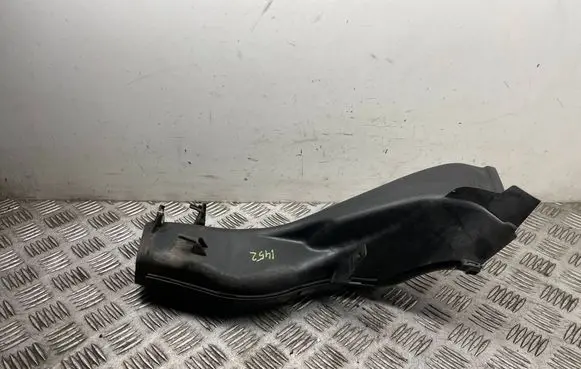 BMW 3 E92 E93 Air intake duct part 8047409