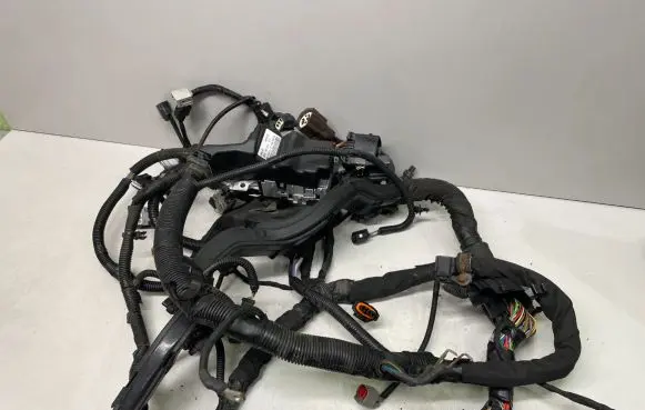 Volvo V60 Engine installation wiring loom 31343136