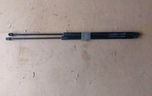 Fiat Doblo Tailgate/trunk strut/damper 51813671