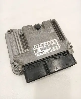 Audi A1 Engine control unit/module 03C906016CG 03C906016BG 0261S06551
