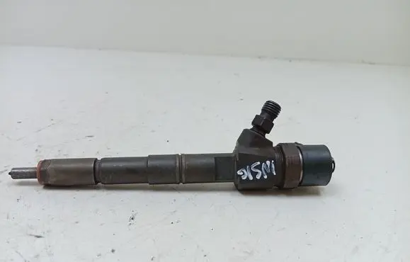 Fuel injector