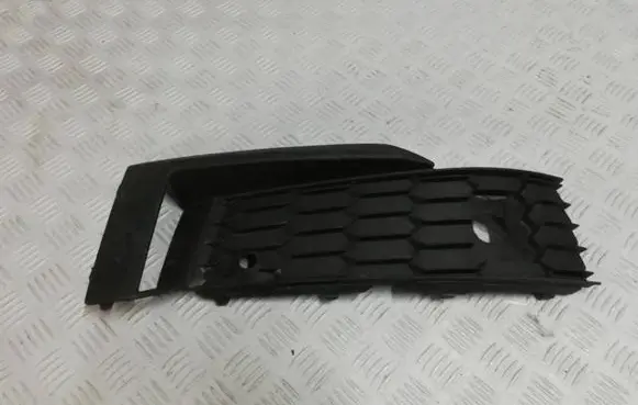 Skoda Kodiaq Front bumper lower grill 565807368C 1440311001