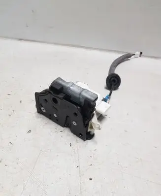 Audi A3 S3 8V Front door lock 8X1837016C