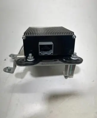 Voltage converter inverter