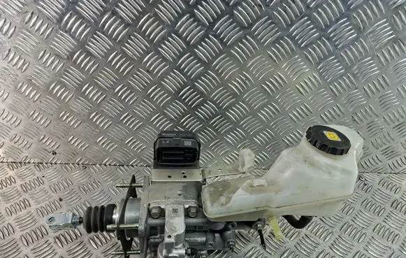 Toyota C-HR I Master brake cylinder 4721010040