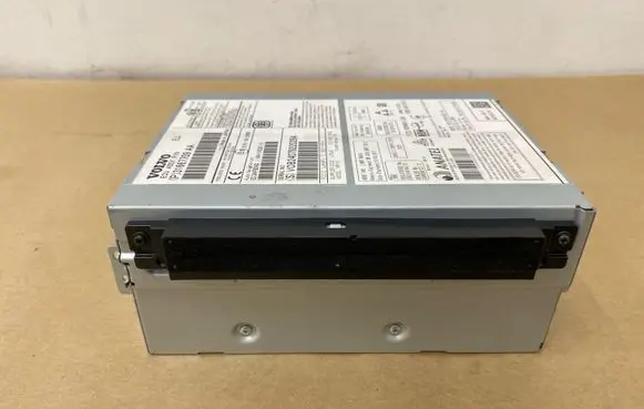 Volvo V40 Radio/CD/DVD/GPS head unit 31667709AA