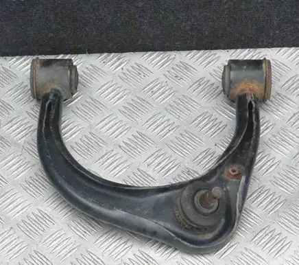 Toyota Land Cruiser (BJ70) Front upper control arm/wishbone 