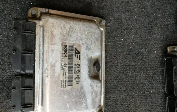 Ford Galaxy Engine control unit/module 038906019FA