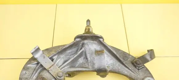 Opel Vivaro Gearbox mounting bracket 112332850R R9M413