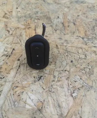 Opel Zafira A Electric window control switch 13363100 90561388