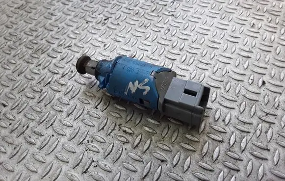 Clutch pedal sensor
