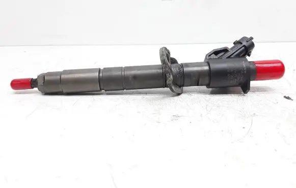 Volvo V60 Fuel injector 31303238 0445116046