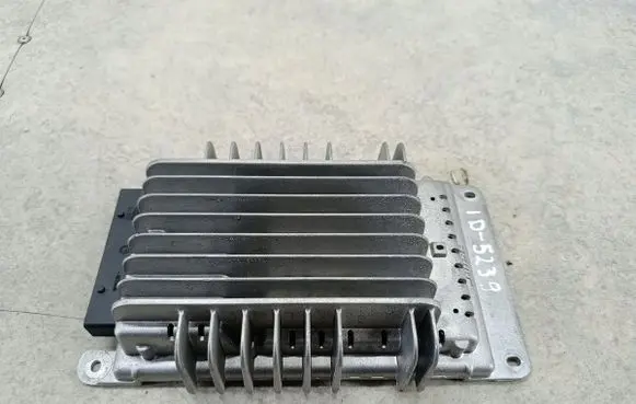 Alfa Romeo GT Sound amplifier 00606833250BOSE