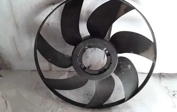 Mercedes-Benz C W203 Fan impeller 885001929