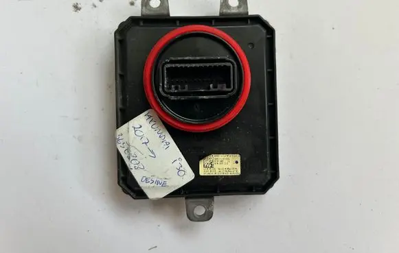 Hyundai i30 Headlight ballast module Xenon 0492101000 3650808