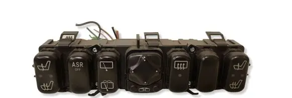 Mercedes-Benz Vaneo W414 A set of switches 1688203810 33011101