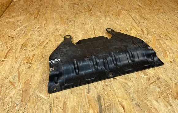 BMW 4 F36 Gran coupe Engine splash shield/under tray 6850067
