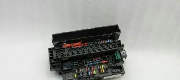 BMW Z4 E89 Fuse box set 9154971