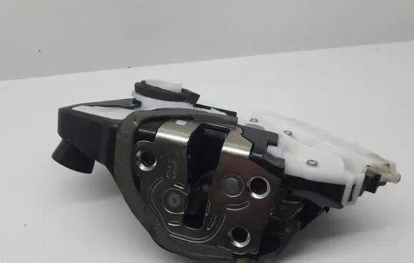 Honda CR-V Front door lock 149109 L8811260F2