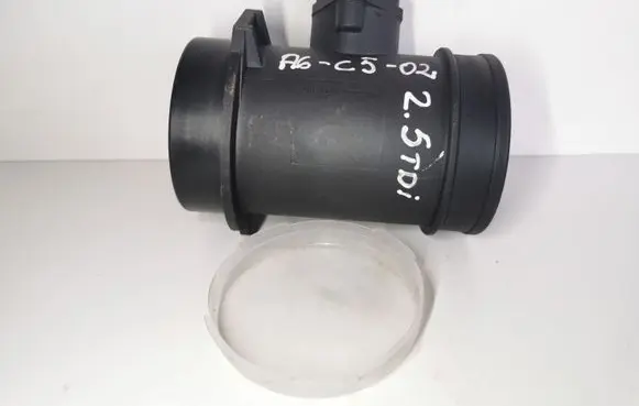 Audi A6 S6 C5 4B Mass air flow meter LM1004 1080115