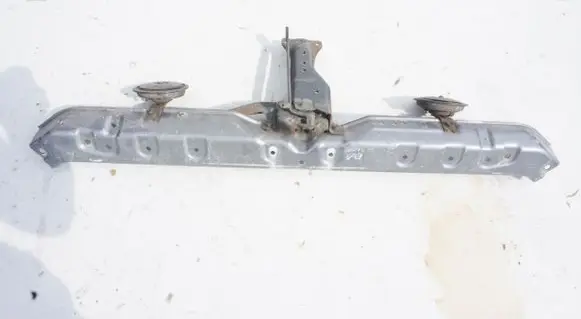 Top upper radiator support slam panel