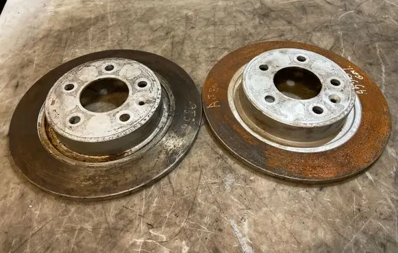 Opel Astra J Rear brake disc