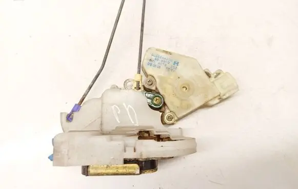 Nissan X-Trail T30 Front door lock 80552AA200